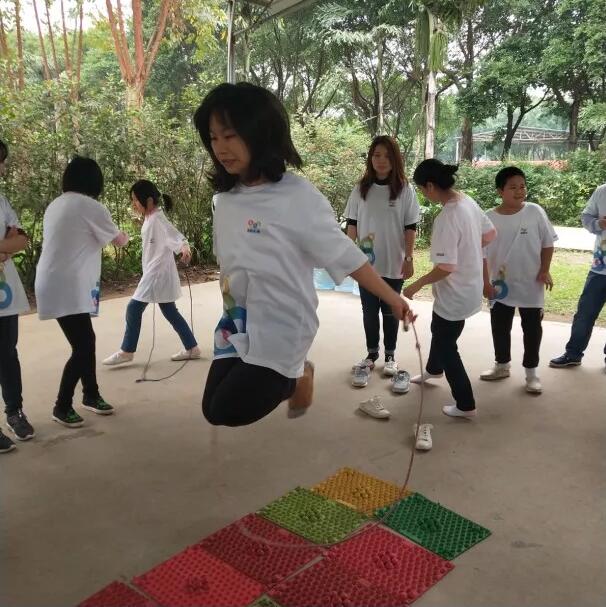 奥鹏教育广州学习中心秋季学生趣味运动会圆满结束